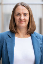 Das ist ein Portrait von Sabine Jammernegg