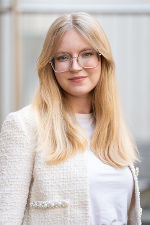 Portrait von Melanie Laimer