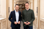 Klubobmann Lukas Schnitzer und Landesrat Stefan Hermann (v.l.) © Land Steiermark/Binder; bei Quellenangabe honorarfrei Klubobmann Lukas Schnitzer und Landesrat Stefan Hermann (v.l.) © Land Steiermark/Binder; bei Quellenangabe honorarfrei