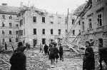 1. November 1944: Der Grazer Tummelplatz nach Bombentreffern