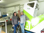 Freuen sich sehr über den neuen Farbsortierer für Saatgut: Sylvia Pirker, Claudia Steinschneider und Doris Lengauer (v.l.) ©      