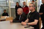 LH Christopher Drexler und LH-Stv. Anton Lang bei der Besprechung im Einsatzstab im Rüsthaus der FF Deutschfeistritz